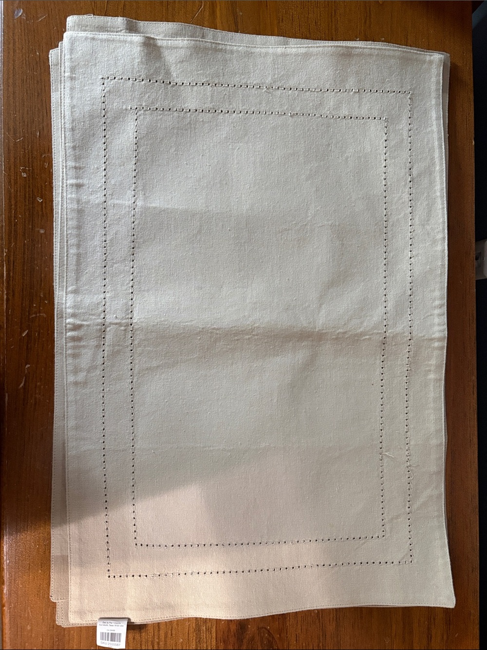 Pier 1 Cream Cotton Hemstitch Placemat Set